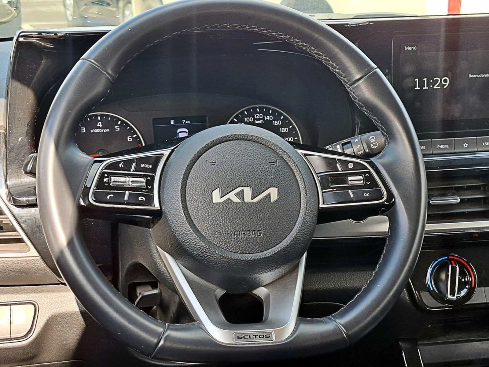 Kia SELTOS 1.6 EX AT 2023 - Imagen 11 de 16