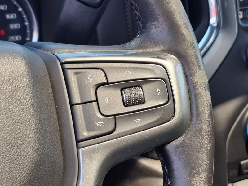 Chevrolet SILVERADO 5.3 CC LT TRAILBOSS Z71 AT 4X4 2021 - Imagen 16 de 18