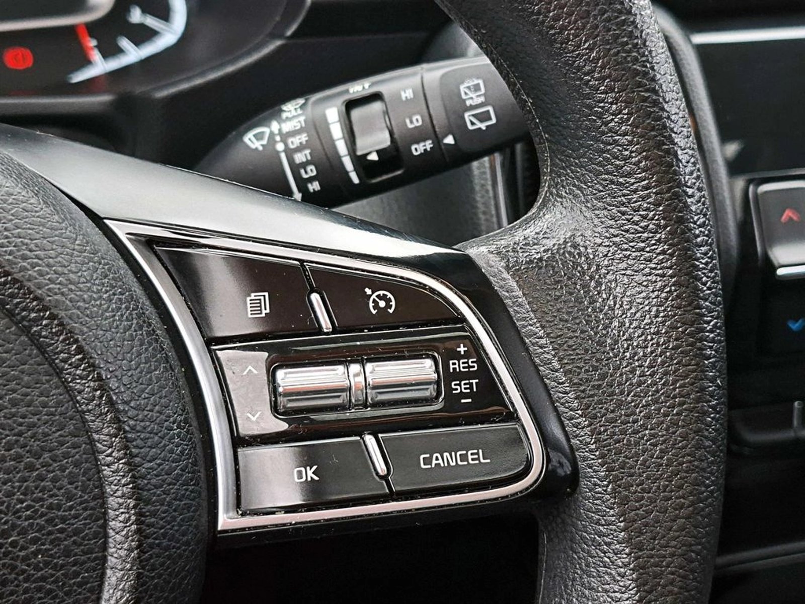 Kia SONET 1.5 EX FULL AUT 2022 - Imagen 14 de 16
