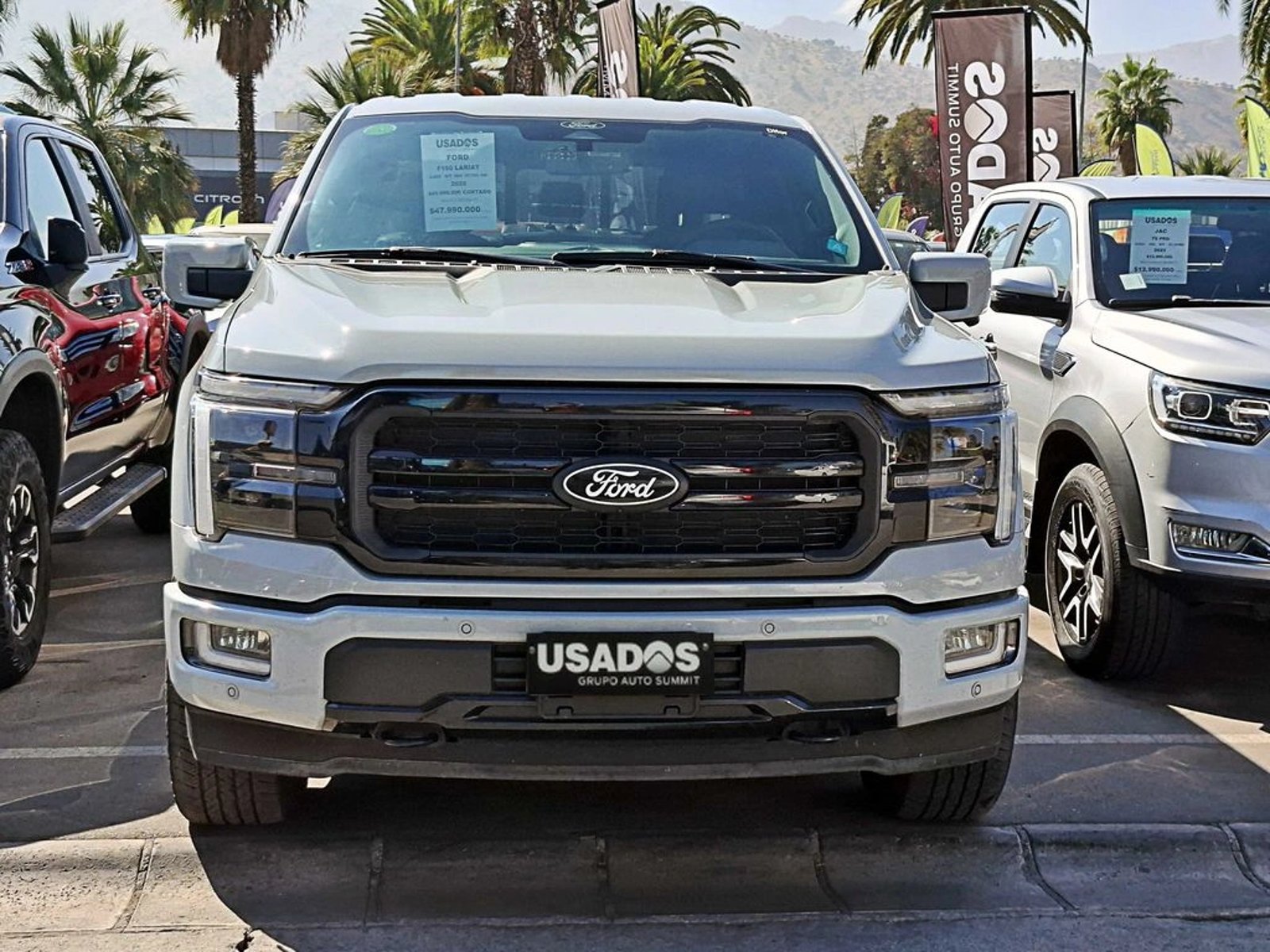 Ford F-150 LARIAT BLACK 5.0 AT 2025 - Foto 3 de 16