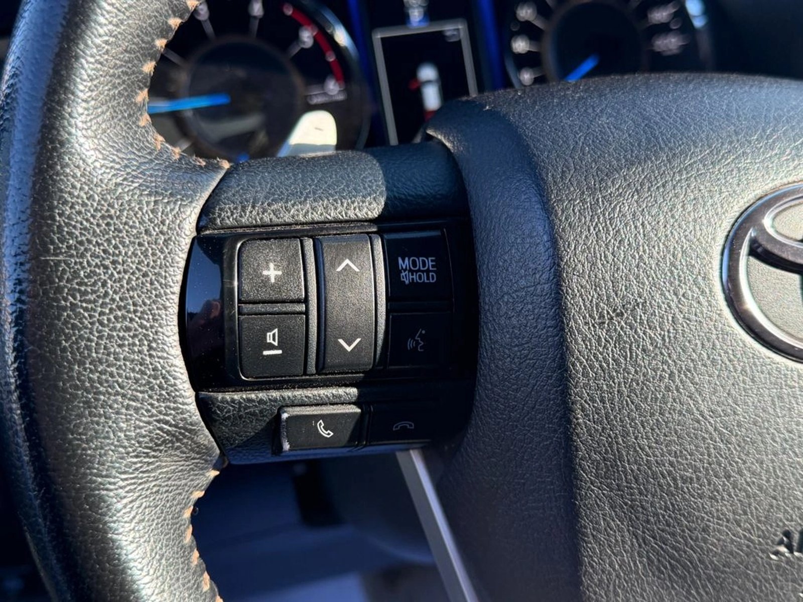 Toyota FORTUNER FORTUNER SRX 2018 - Imagen 11 de 11