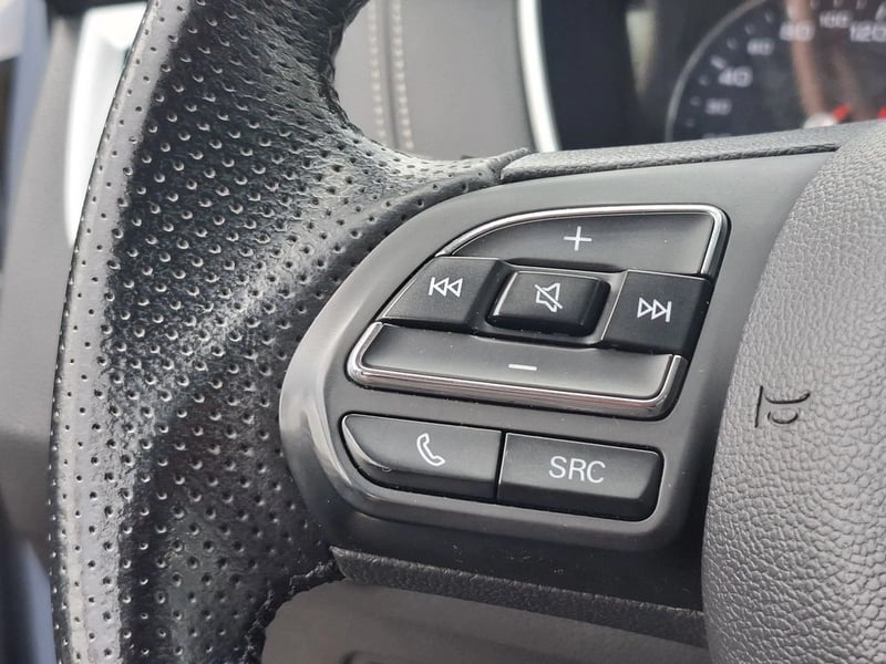 MG RX5 1.5T STD 2WD MT 5P 2023 - Imagen 12 de 16