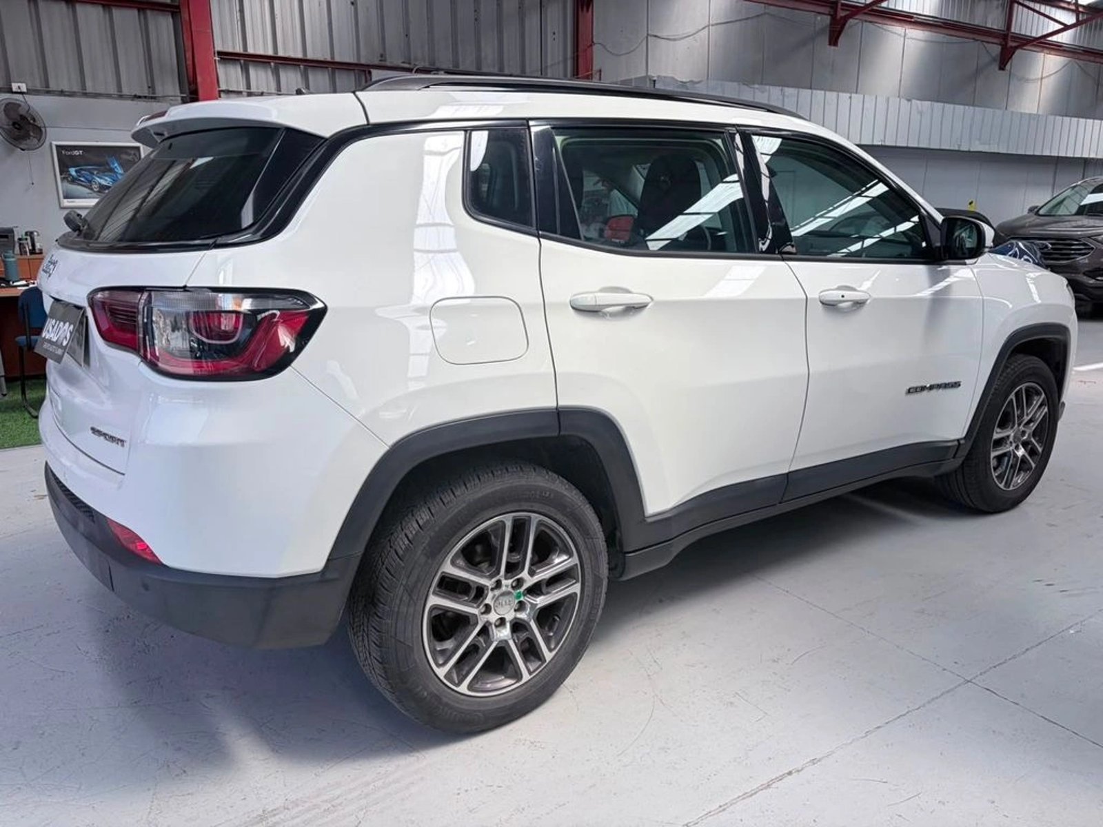 Jeep COMPASS 2.4 SPORT AT 2021 - Foto 2 de 12