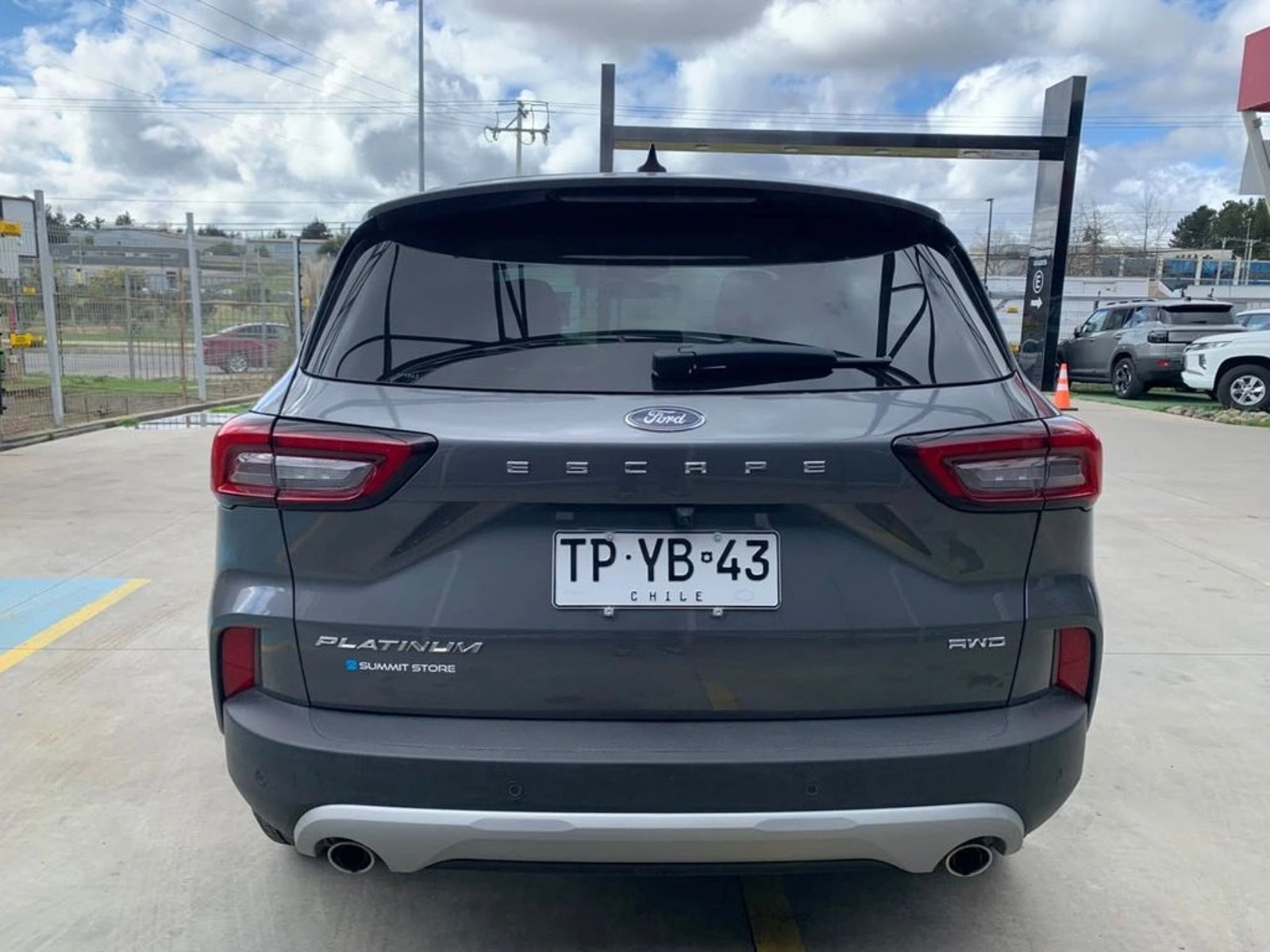 Ford ESCAPE 2.0 PLATINUM AT 4X4 2024 - Foto 5 de 10