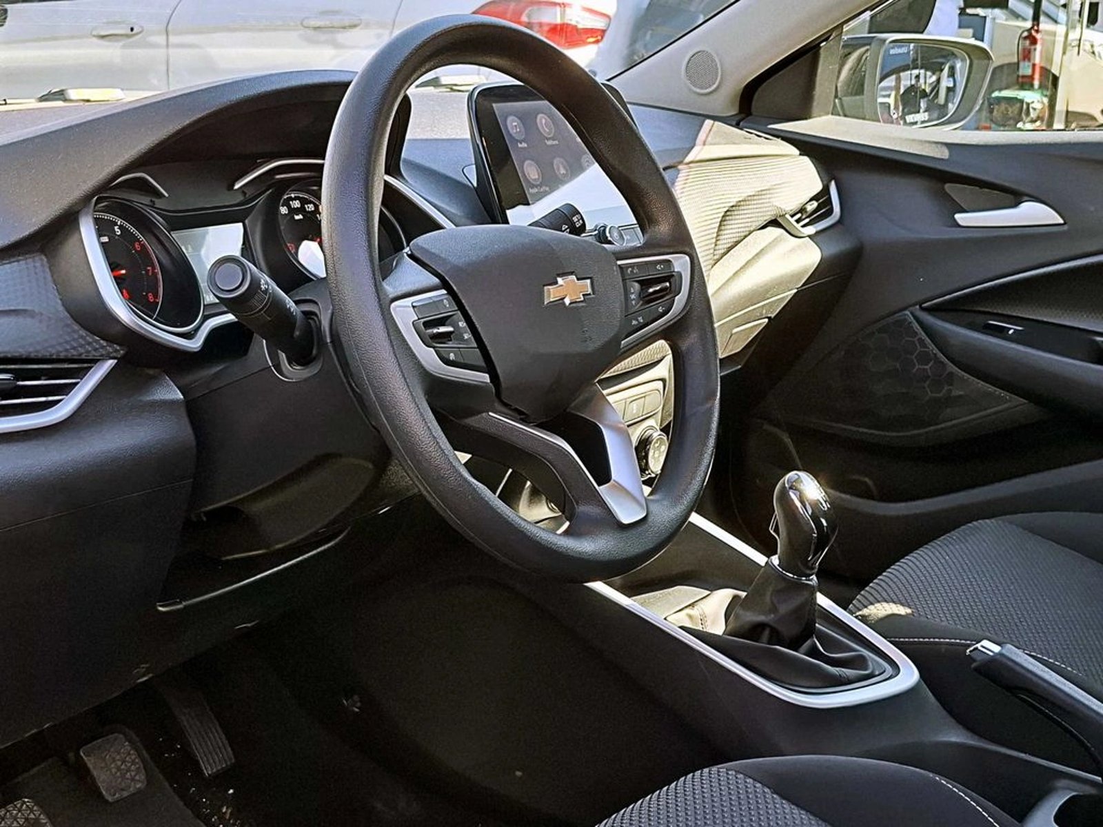 Chevrolet ONIX 1.0 LT MT 4P 2025 - Imagen 10 de 20