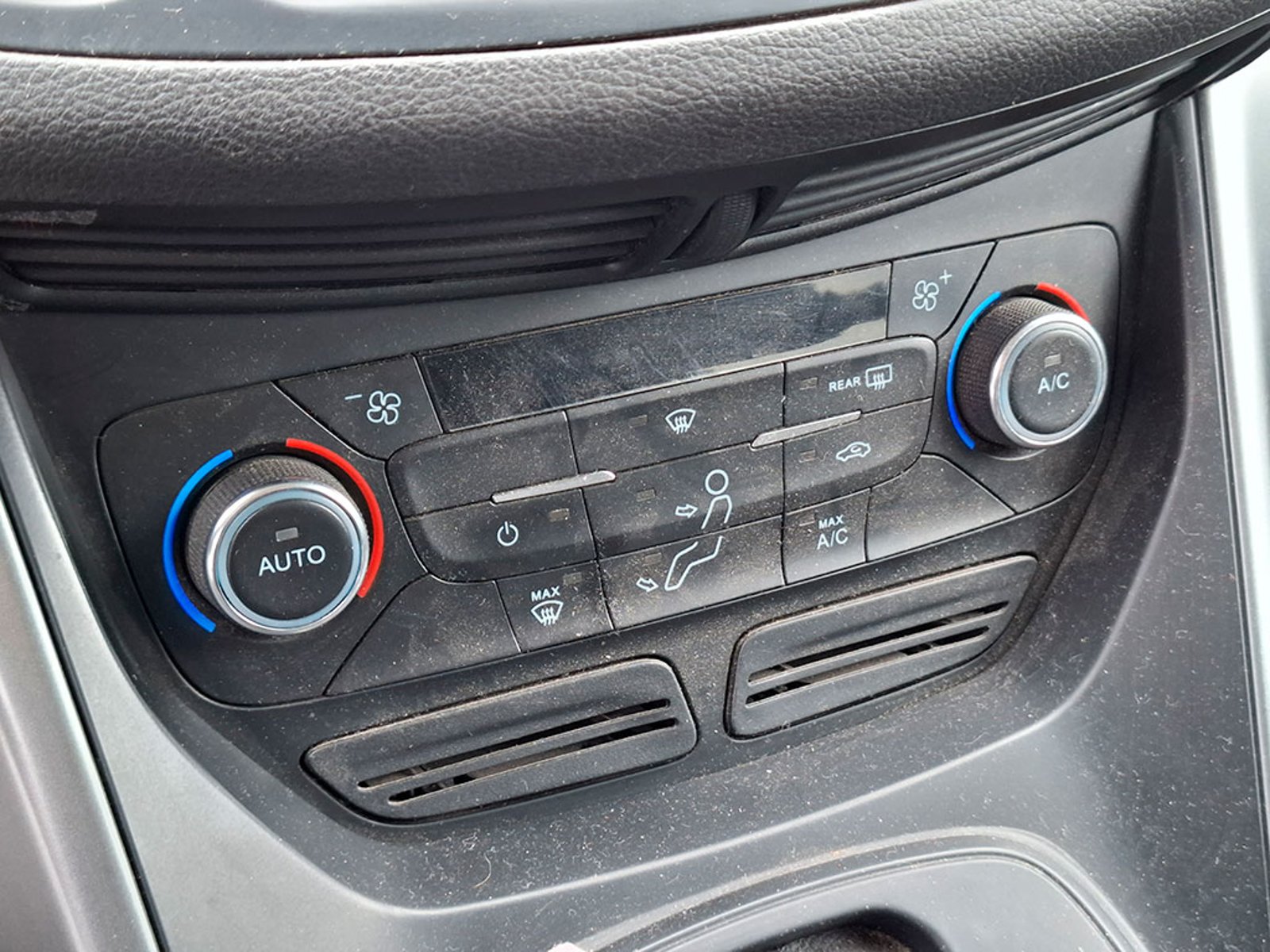 Ford ESCAPE 2.5 S 2017 - Imagen 17 de 20