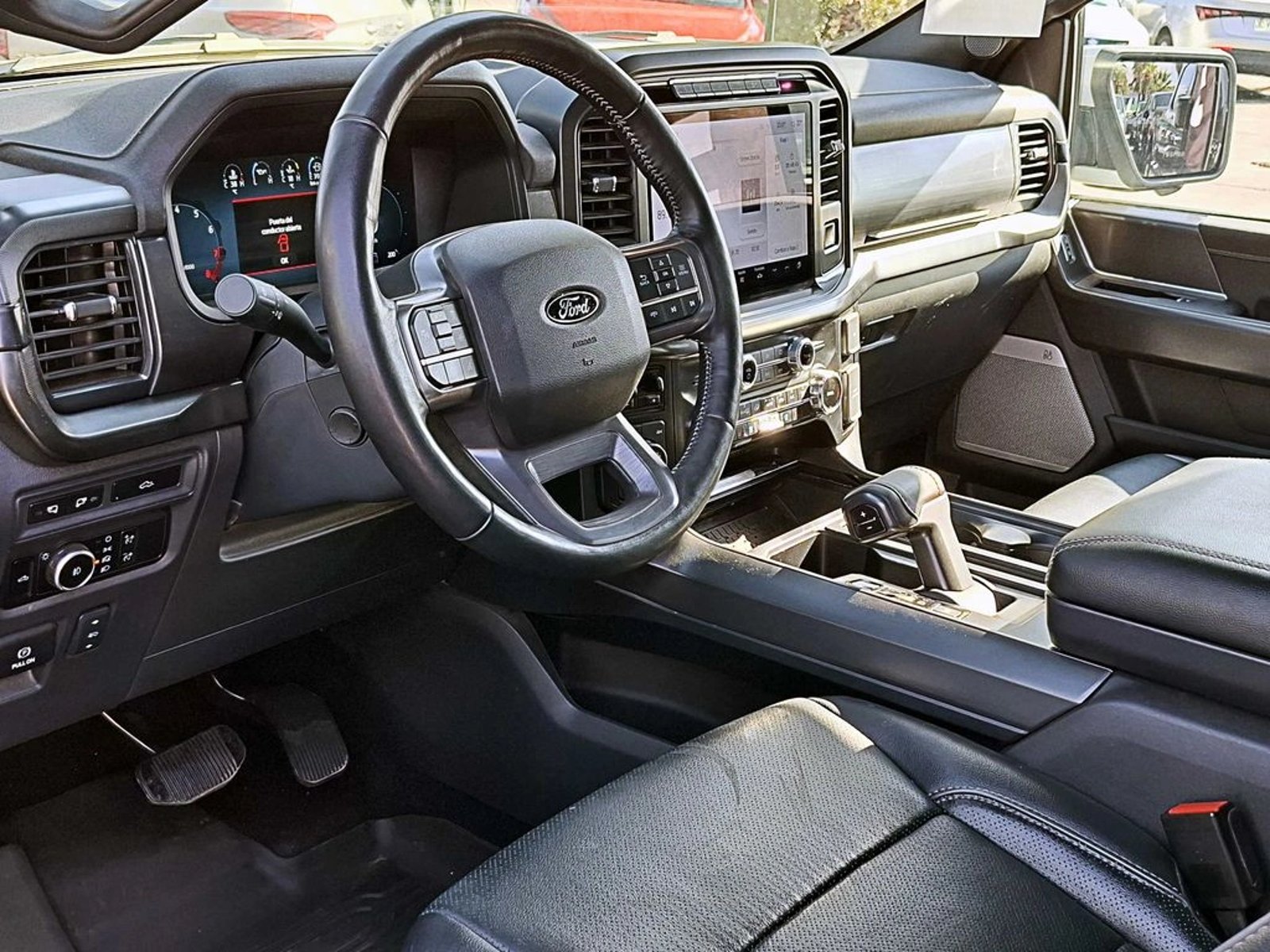 FORD F-150 LARIAT SPORT 4X4 AUT 2025 - Imagen 10 de 20