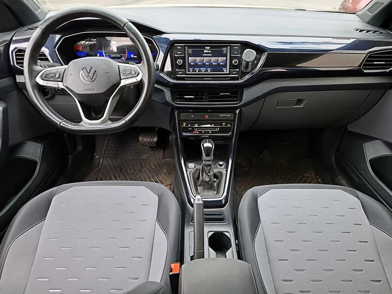 Volkswagen T-CROSS 1.0 TSI HIGHLINE AT 2024 - Imagen 11 de 16