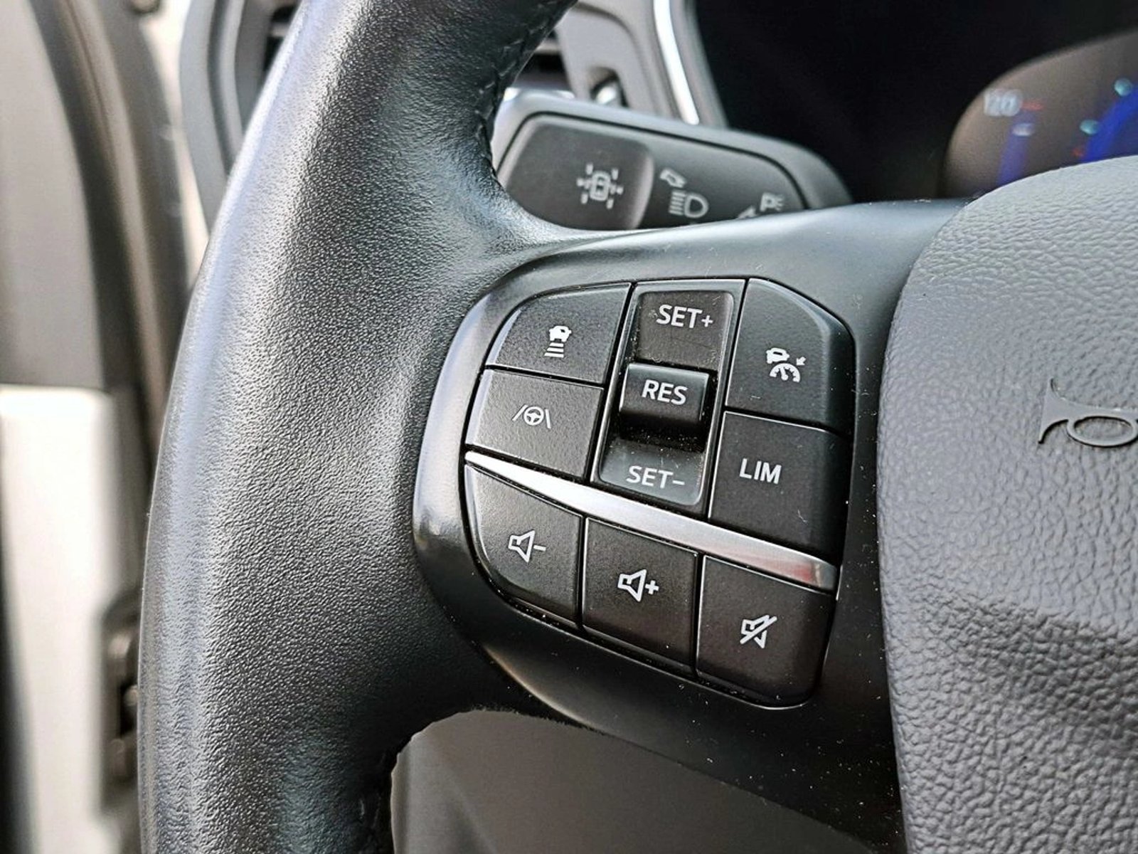 FORD ESCAPE TITANIUM AWD 2.0 SE AT 5P 2021 - Imagen 15 de 20