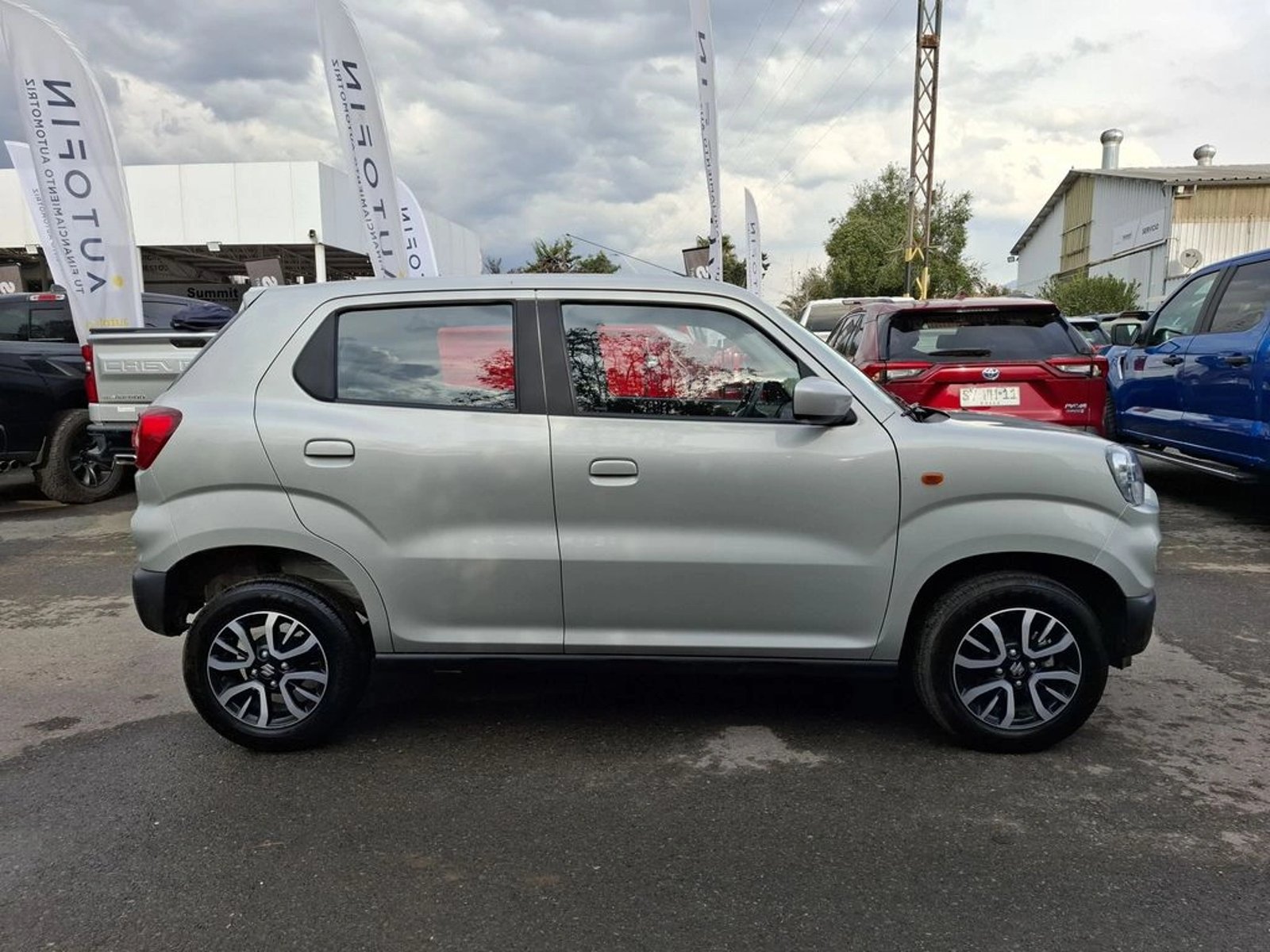 Suzuki S-PRESSO GLX MT 1.0 2026 - Foto 5 de 19