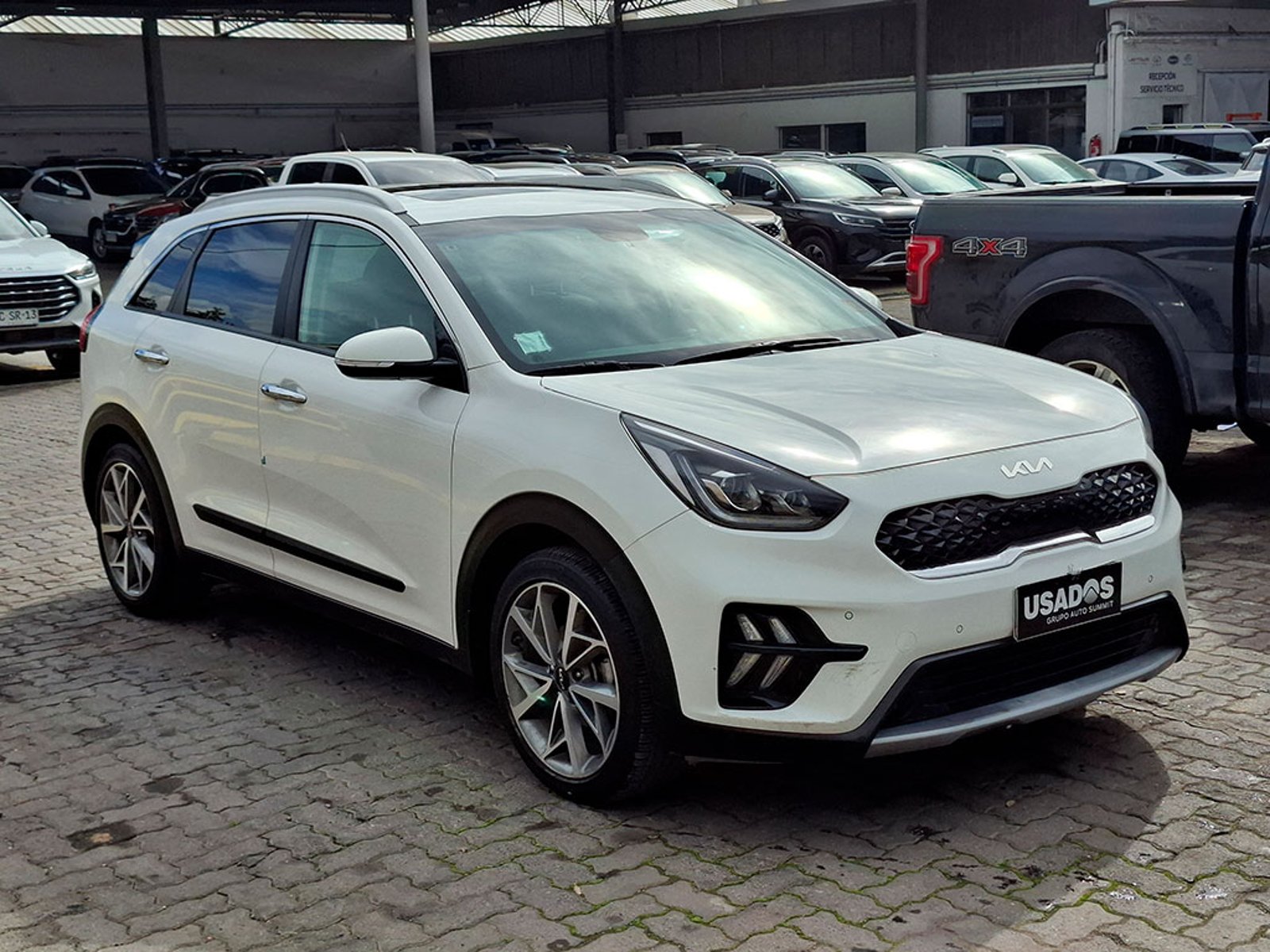 Kia NIRO 1.6 AT 2023 - Imagen 4 de 20