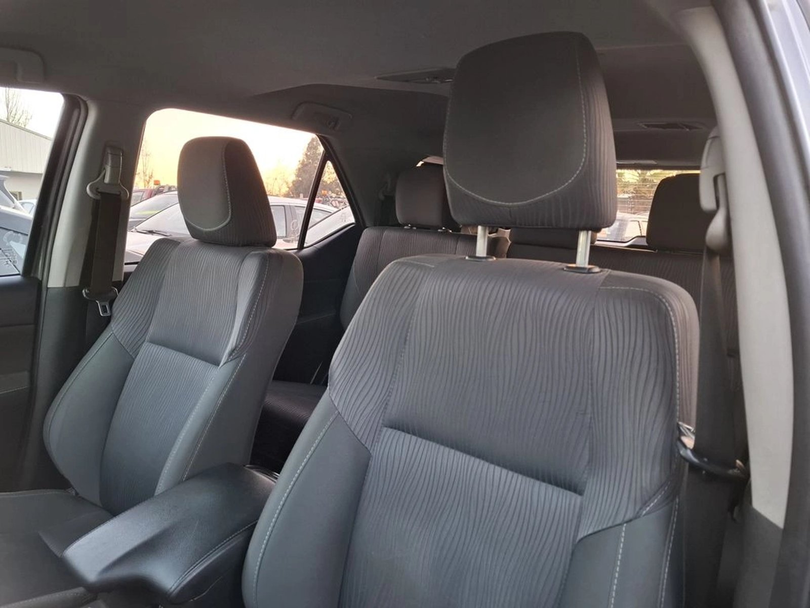 TOYOTA FORTUNER 2.8 SR5 TDI DIESEL 4X4 AT 5P 2022 - Imagen 20 de 20
