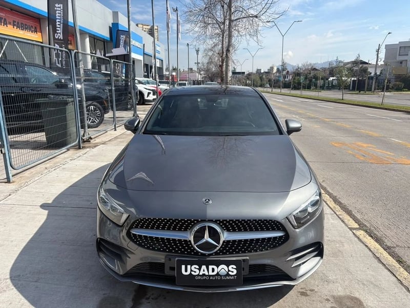 Mercedes-Benz A 250 2.0 SPORT 4X2 AT 5P 2019 - Imagen 3 de 11