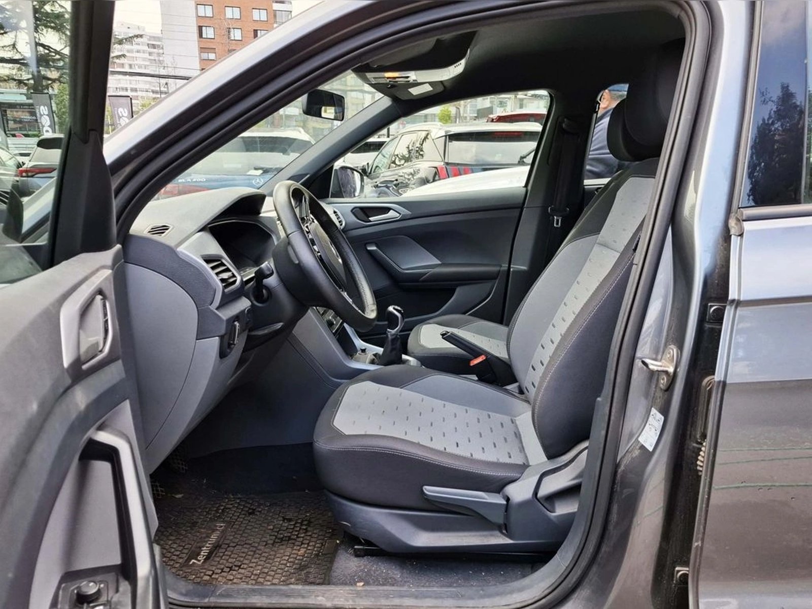 Volkswagen T-CROSS 1.6 MSI COMFORTLINE 4X2 MT5 5P 2021 - Imagen 14 de 20