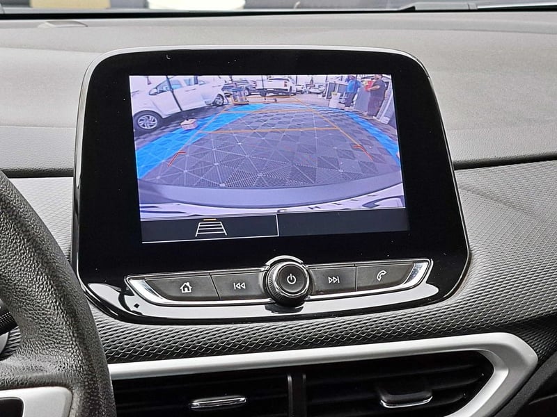 Chevrolet TRACKER 1.2 LTZ P MT 2022 - Imagen 16 de 17