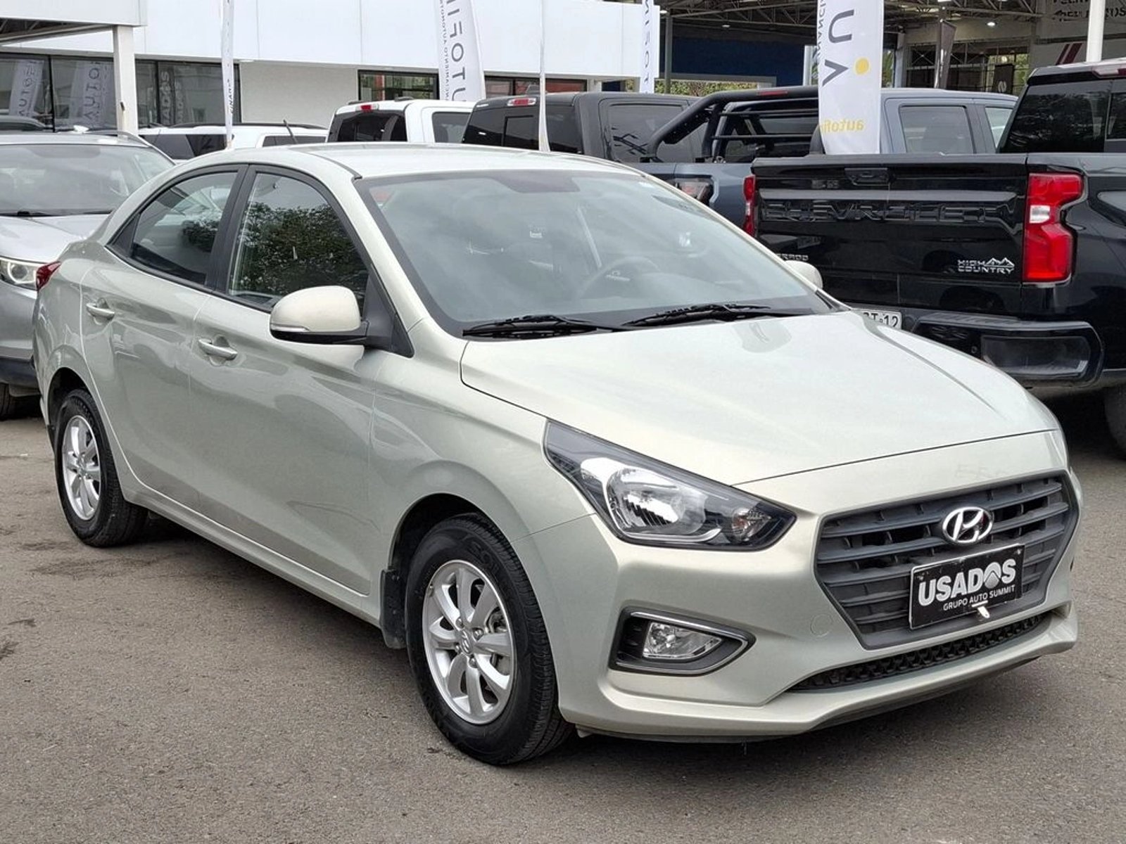 Hyundai VERNA 1.4 CB SEL 4X2 MT5 4P 2022 - Foto 2 de 20
