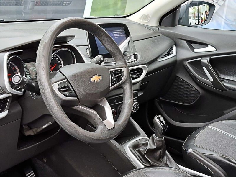 Chevrolet TRACKER 1.2 LTZ P MT 2022 - Imagen 9 de 17
