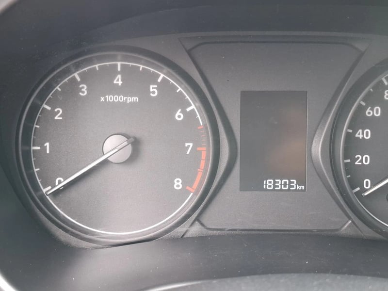 Hyundai VERNA 1.4 CB SEL 4X2 MT5 4P 2022 - Imagen 16 de 20