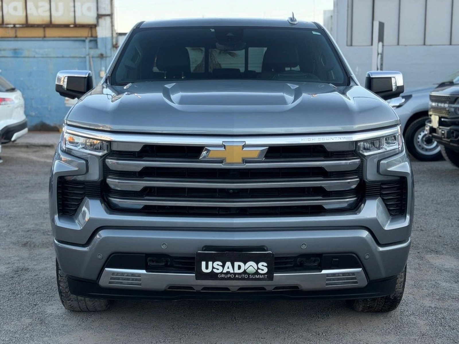 Chevrolet SILVERADO 3.0 HIGH COUNTRY 2023 - Foto 3 de 20
