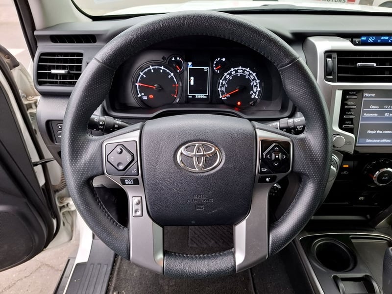 Toyota 4RUNNER AT 4.0 4X2 S 2024 - Imagen 14 de 20