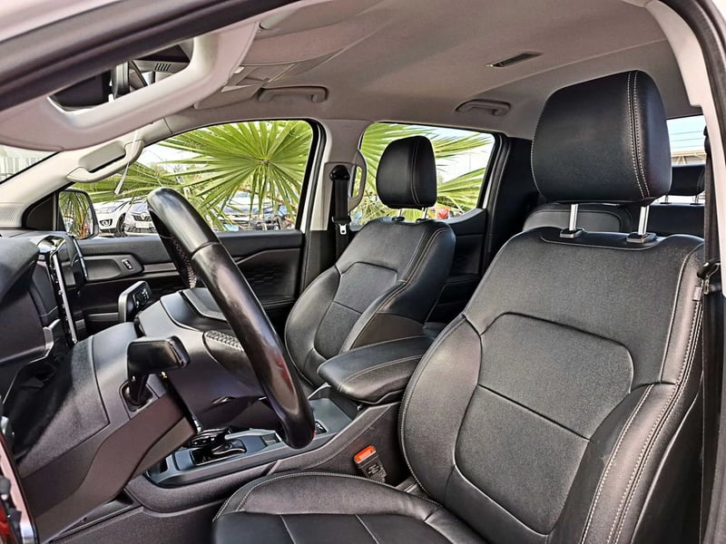 Ford RANGER 3.0 LIMITED AT 4X4 DIESEL 2024 - Imagen 10 de 17