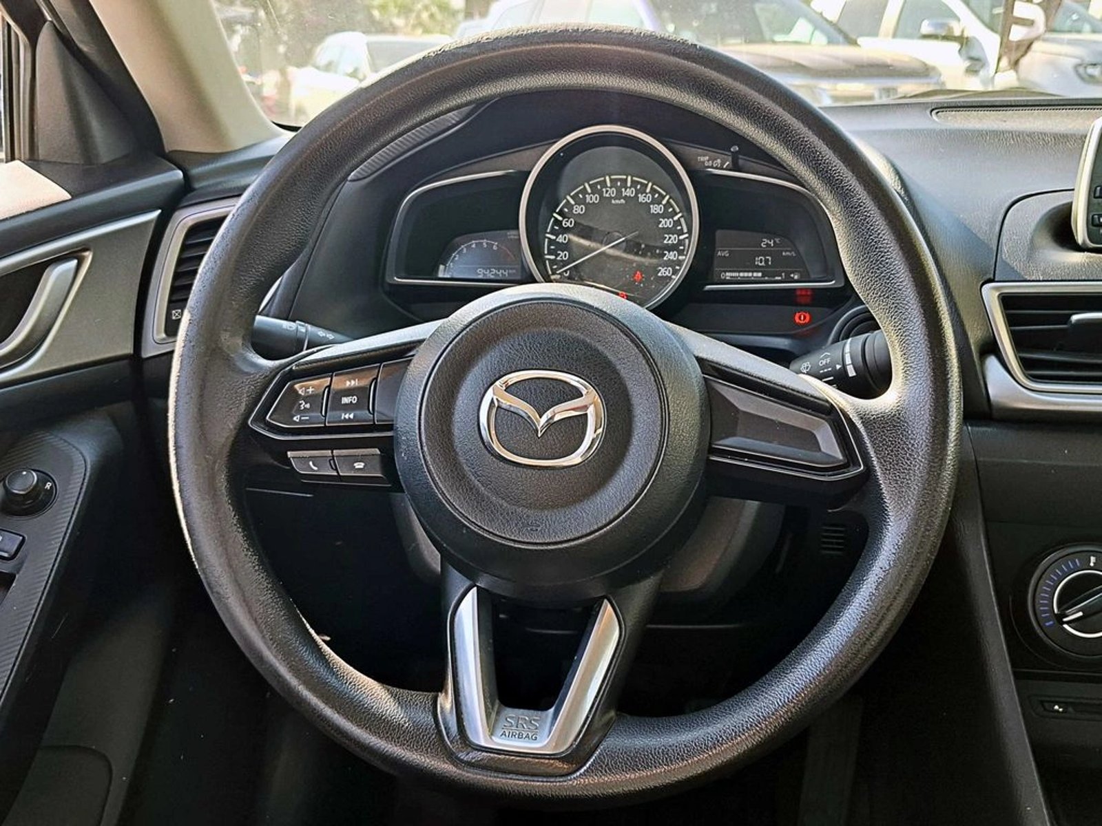 MAZDA 3 SEDAN 1.6 MT 2019 - Imagen 11 de 13