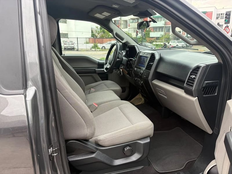 Ford F-150 3.3 CC XLT AT 2020 - Imagen 9 de 10