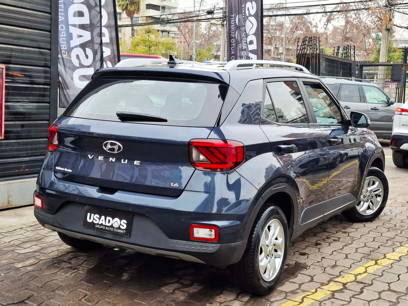 Hyundai VENUE 1.6 QX PREMIUM MT 2021 - Imagen 6 de 20