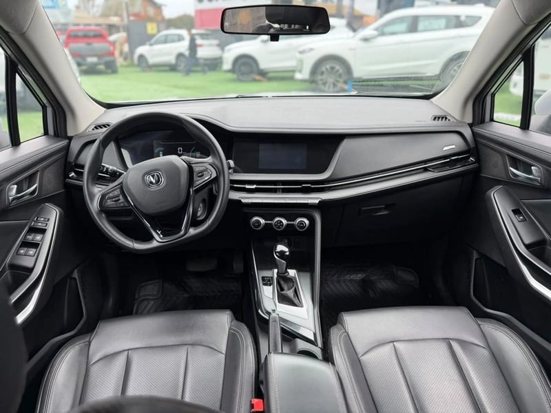 Changan NEW CS15 1.5 COMFORT MT 2023 - Imagen 10 de 11