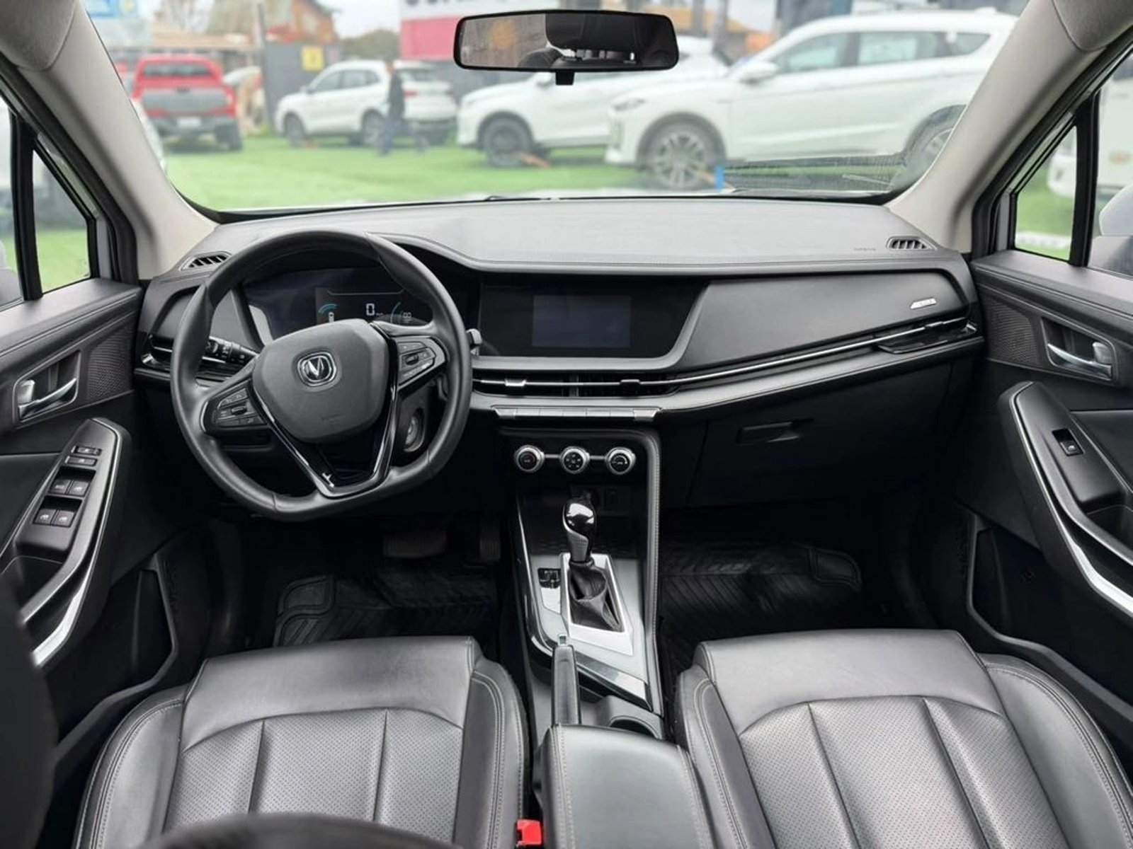 Changan NEW CS15 1.5 COMFORT MT 2023 - Foto 3 de 10