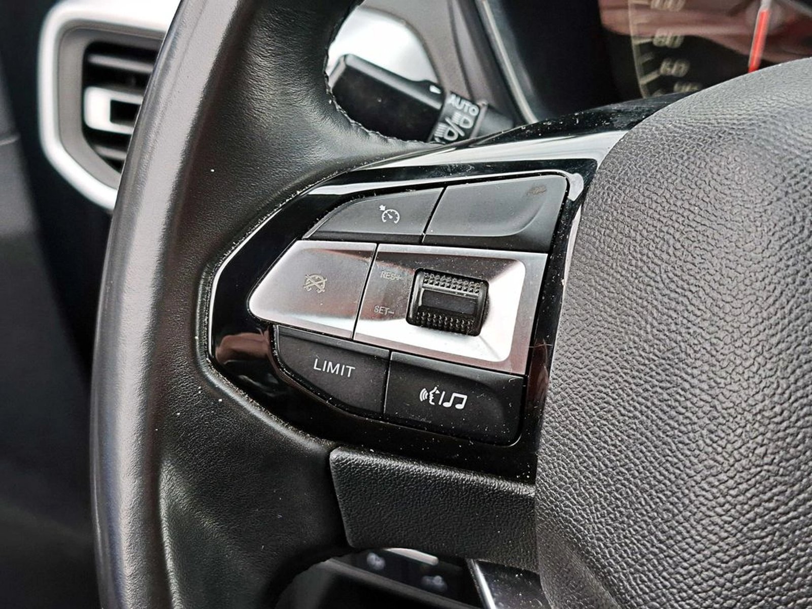 Peugeot LANDTREK 1.9 HDI 4X4 MT 4P 2023 - Imagen 13 de 14