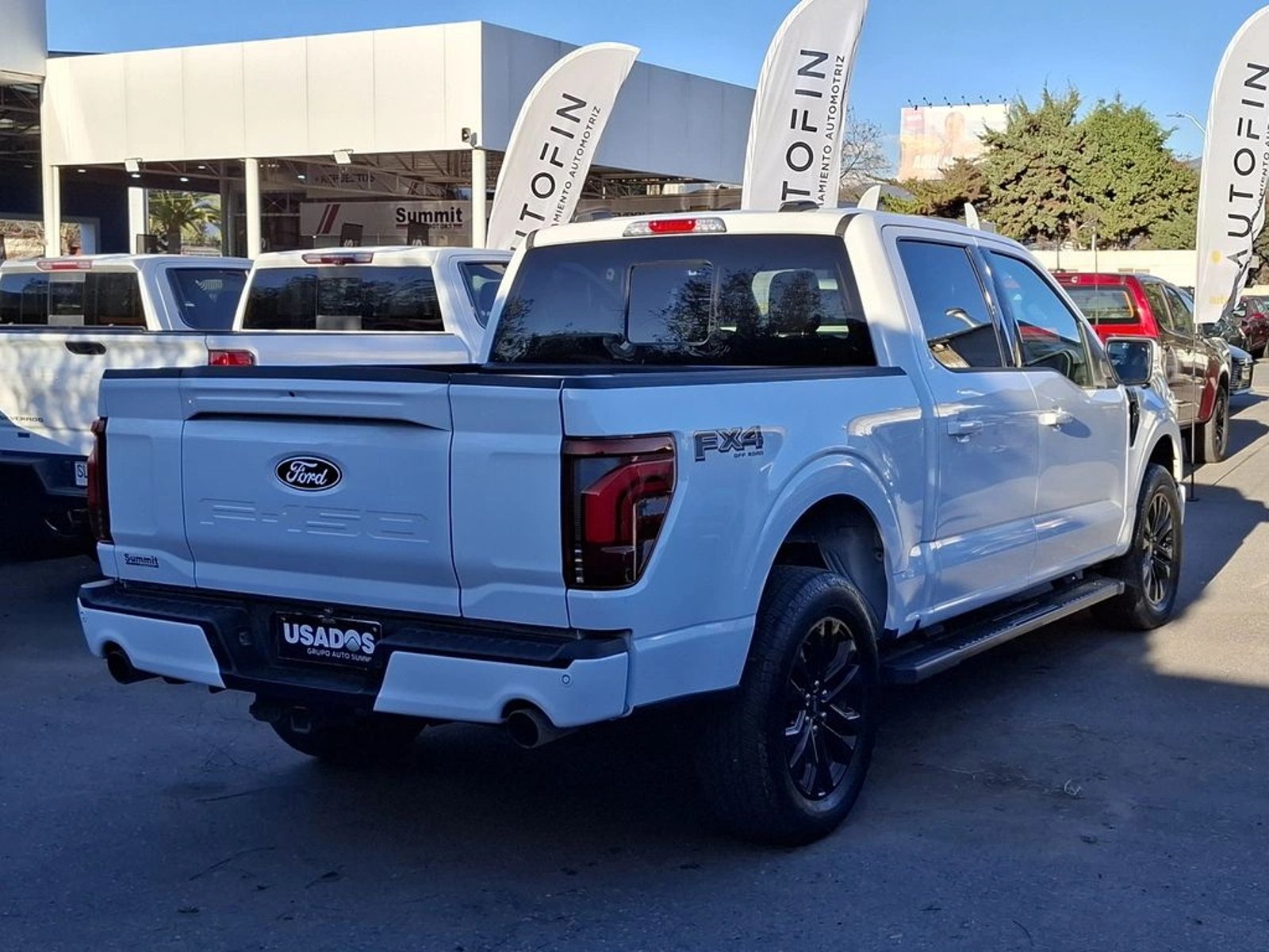 Ford F-150 LARIAT BLACK 4X4 5.0 2025 - Imagen 6 de 20