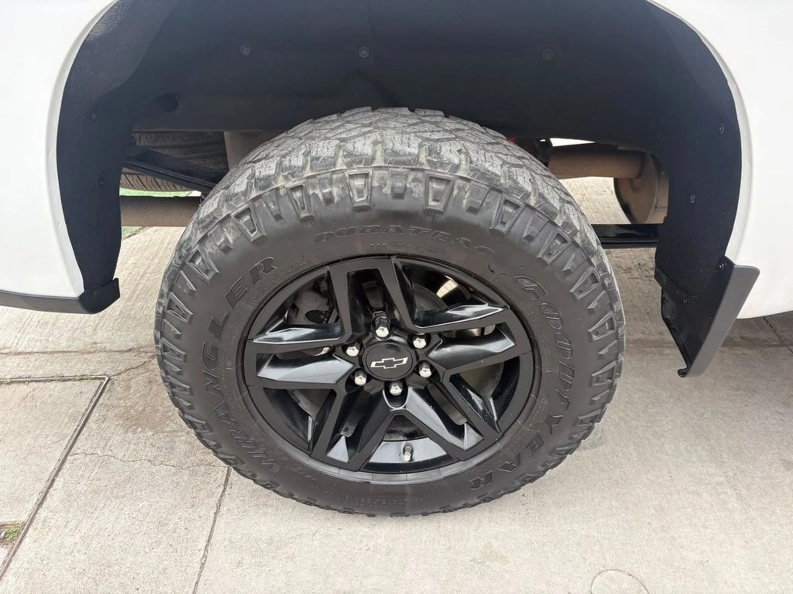 Chevrolet SILVERADO 5.3 LT TRAILBOSS Z71 4X4 AT 4P 2022 - Imagen 11 de 11