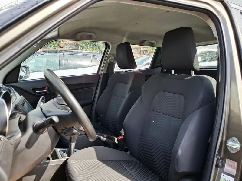 Suzuki SWIFT 1.2 2021 - Imagen 14 de 20