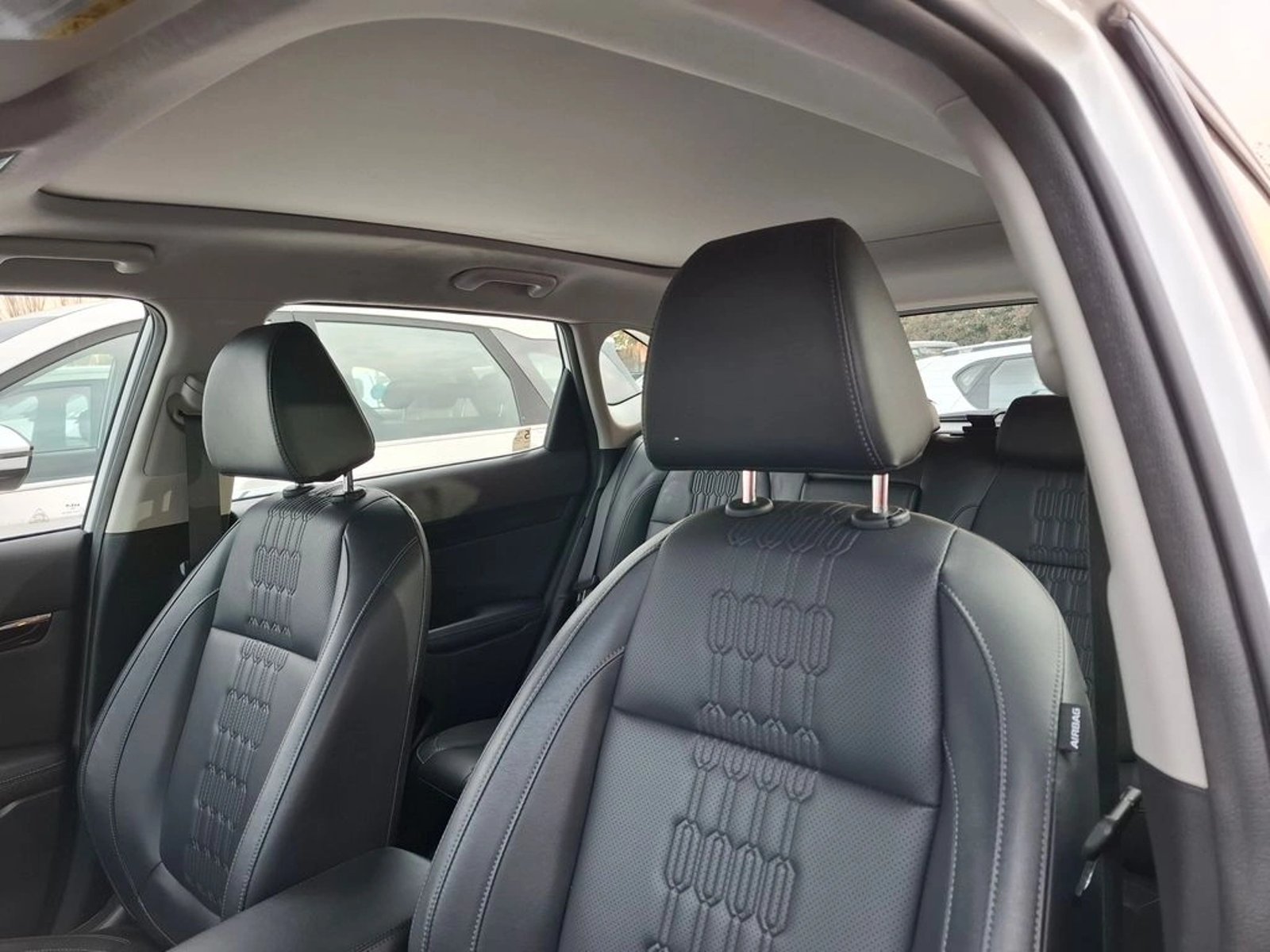 KIA SELTOS EX 2025 - Imagen 19 de 20