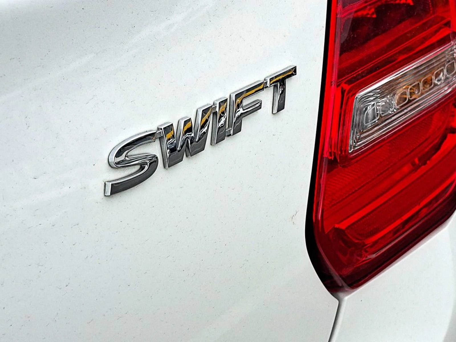 Suzuki SWIFT SPORT GL MT 2023 - Imagen 7 de 8