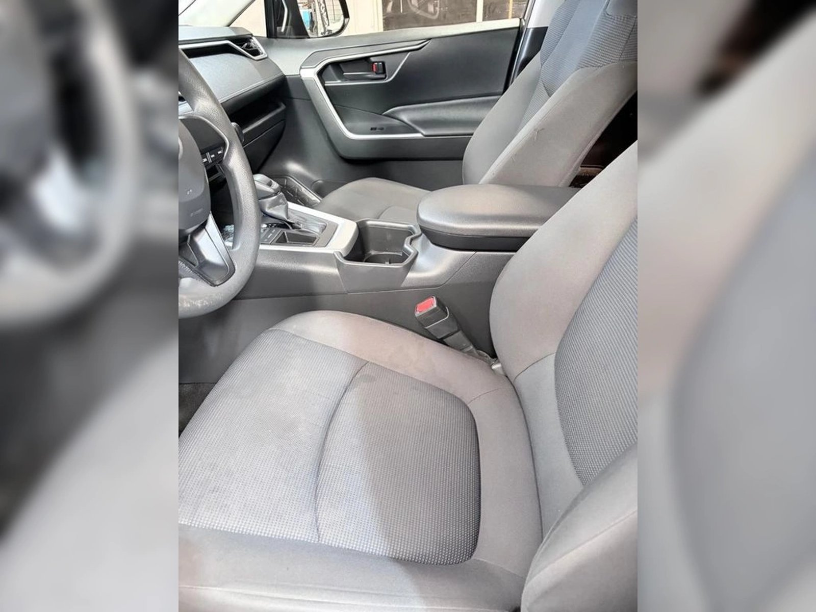TOYOTA RAV4 2.0 LE 4X2 CVT AT 5P 2024 - Imagen 10 de 16