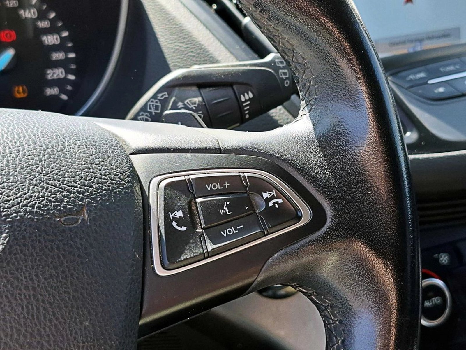 FORD ESCAPE 2.0 ECOBOOST AUT 2018 - Imagen 19 de 20