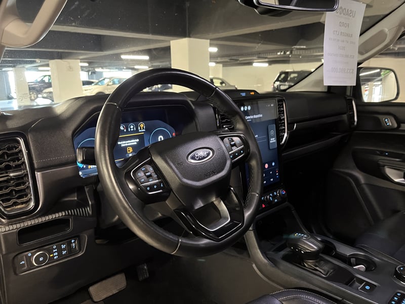 Ford RANGER 3.0 LIMITED AT 4X4 DIESEL 2024 - Imagen 10 de 19