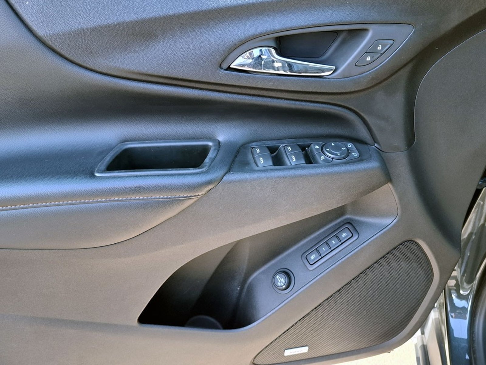 CHEVROLET EQUINOX 1.5T PREMIER 4X4 AT 5P 2021 - Imagen 12 de 20