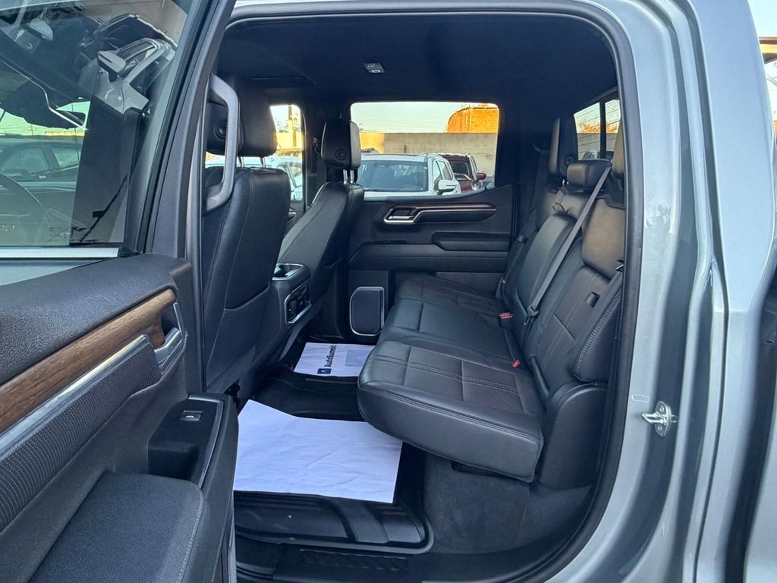 CHEVROLET SILVERADO 3.0 HIGH COUNTRY 2023 - Imagen 18 de 20