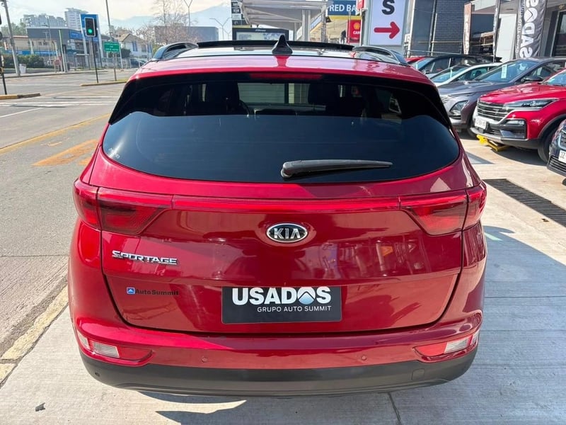 Kia SPORTAGE LX 2.0 AUT 2018 - Imagen 3 de 10