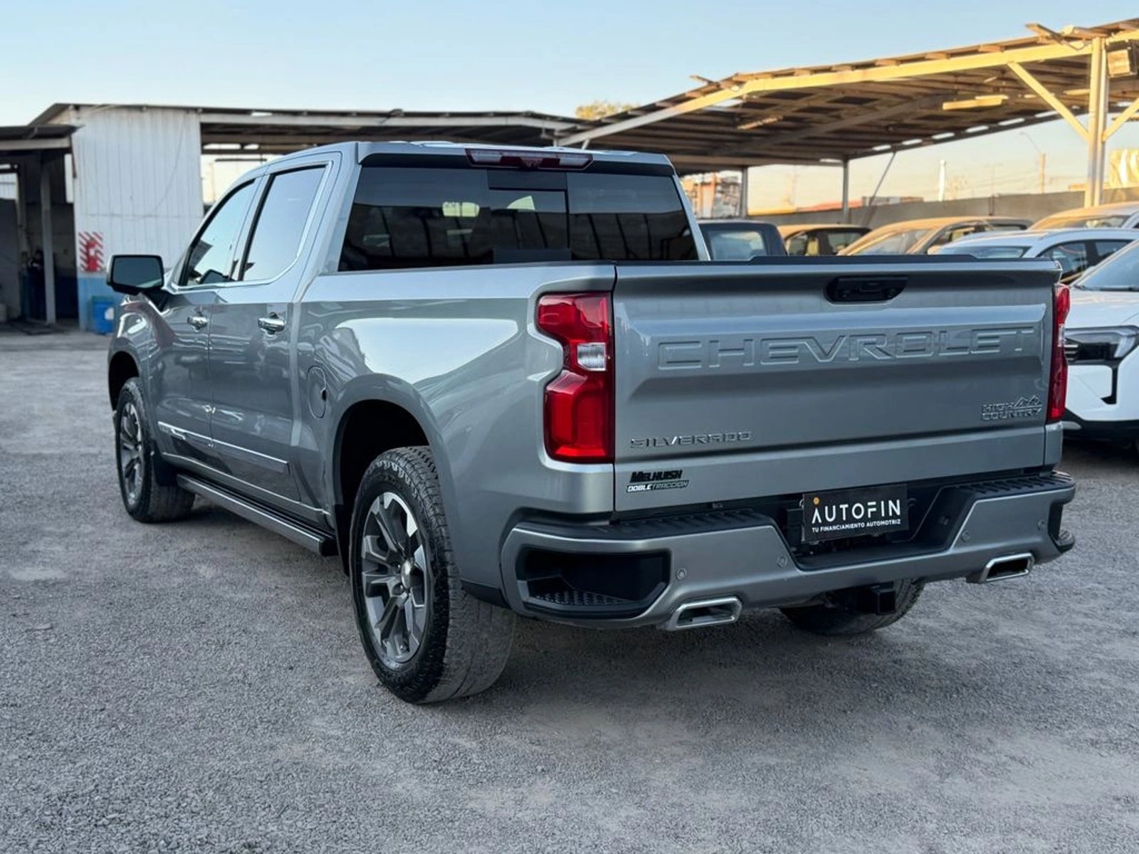 CHEVROLET SILVERADO 3.0 HIGH COUNTRY 2023 - Imagen 7 de 20