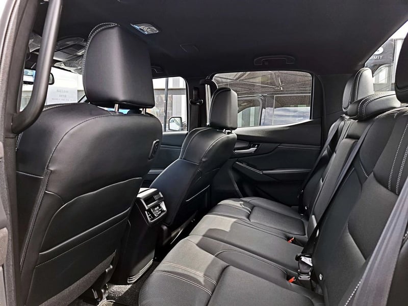 Mazda BT-50 2.2 DC HIGH PLUS AT 4X4 DIESEL 2026 - Imagen 13 de 20