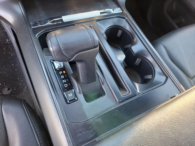 Ford F-150 LARIAT BLACK 4X4 5.0 2025 - Imagen 20 de 20