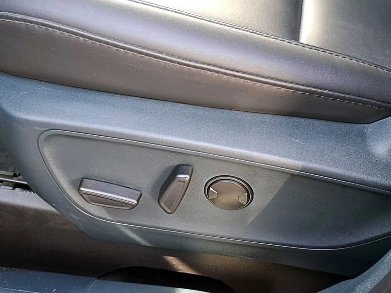 Ford MAVERICK LARIAT BLACK AT 4X4 2026 - Imagen 11 de 19