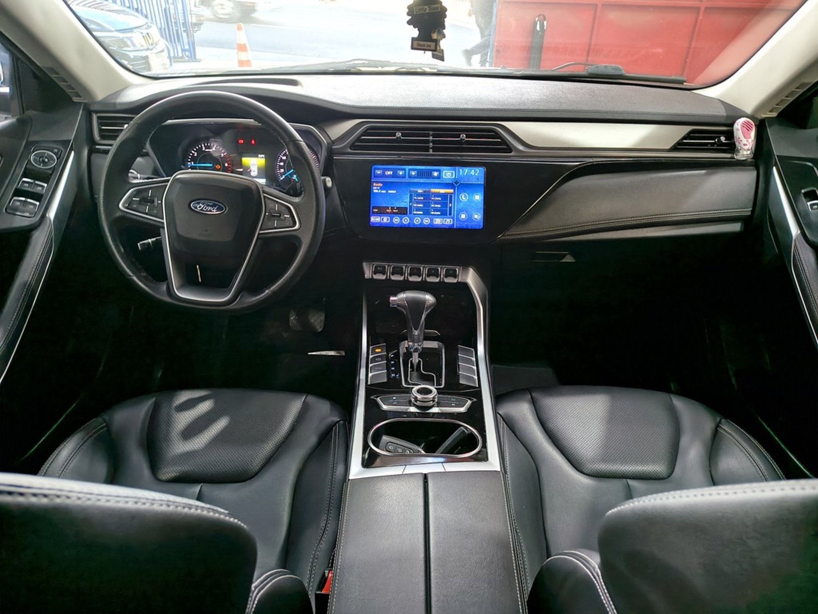 Ford TERRITORY TREND GTDI 1.5 2023 - Imagen 16 de 20