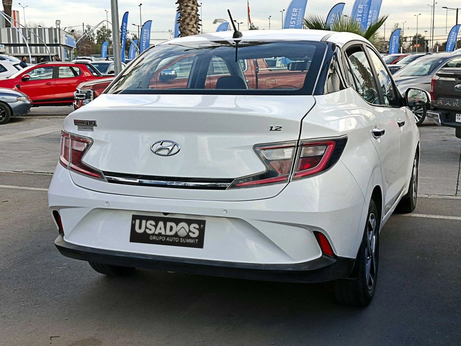 Hyundai GRAND I10 1.2 PLUS 4X2 SDN MT 4P 2022 - Imagen 6 de 18