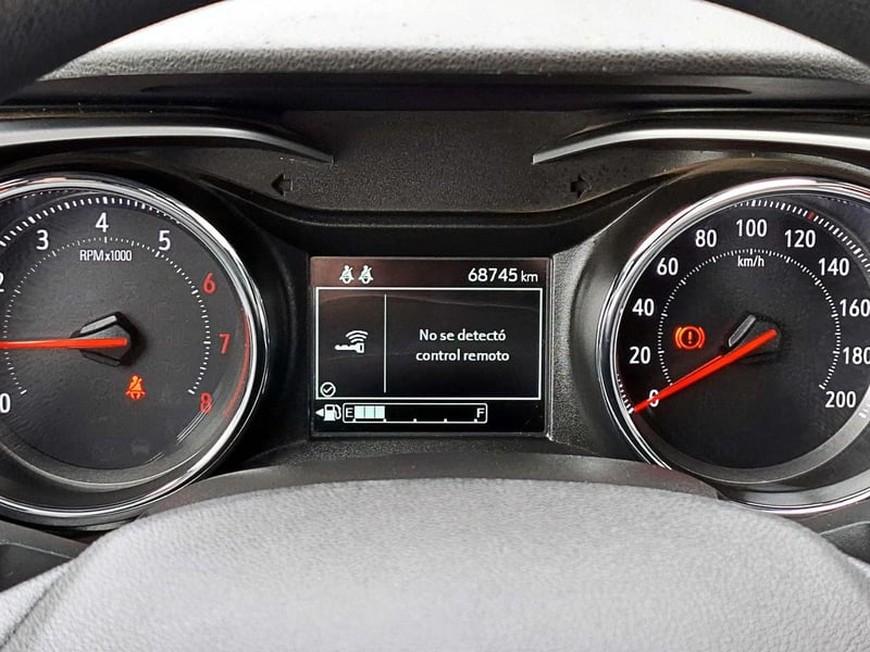 Chevrolet TRACKER 1.2 LTZ P MT 2022 - Imagen 15 de 17