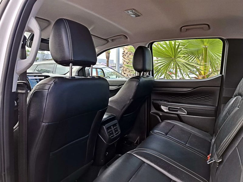 Ford RANGER 3.0 LIMITED AT 4X4 DIESEL 2024 - Imagen 11 de 17